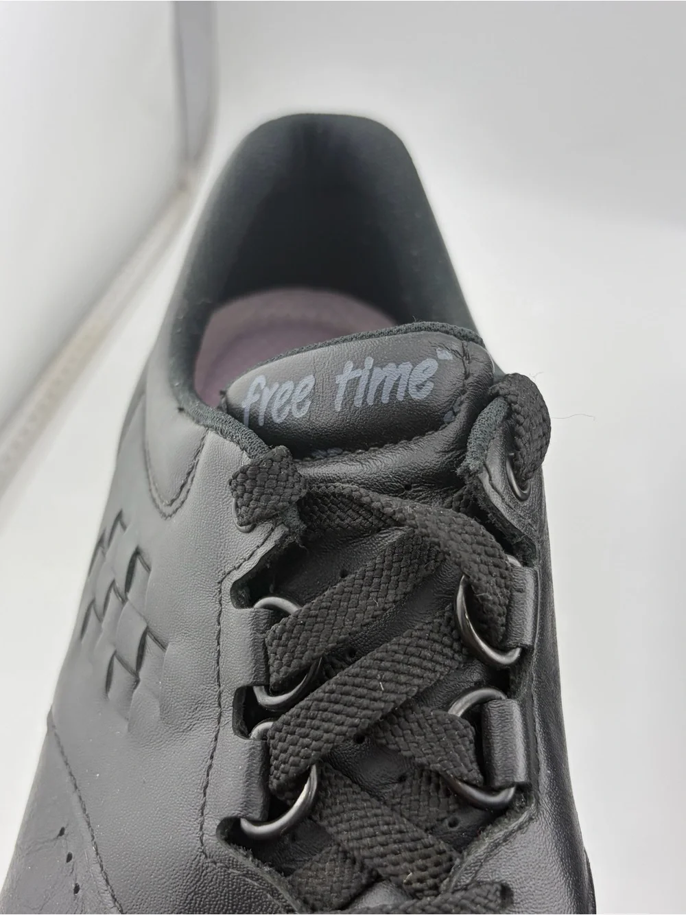 SAS Free Time Comfort Lace Up Shoe Womens 8WW Black Walking Not Original Insoles